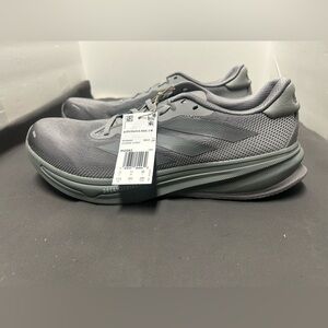 Adidas SUPERNOVA RISE 2 Running shoes IH8662 Men's Size 11.5. Brand new